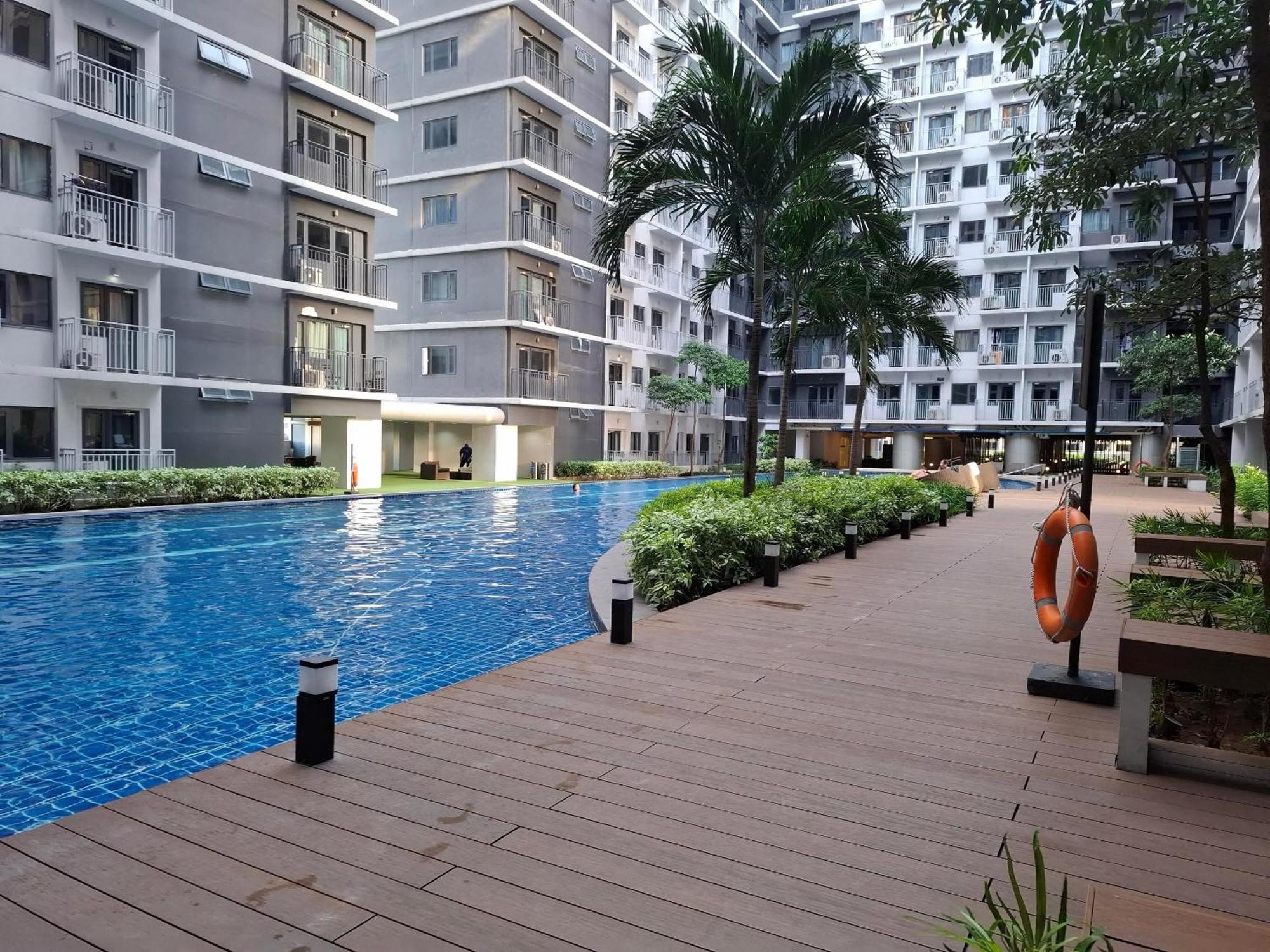 Shore 1 & 3 Residences Moa 1Br With Balcony By Darpm Манила Экстерьер фото
